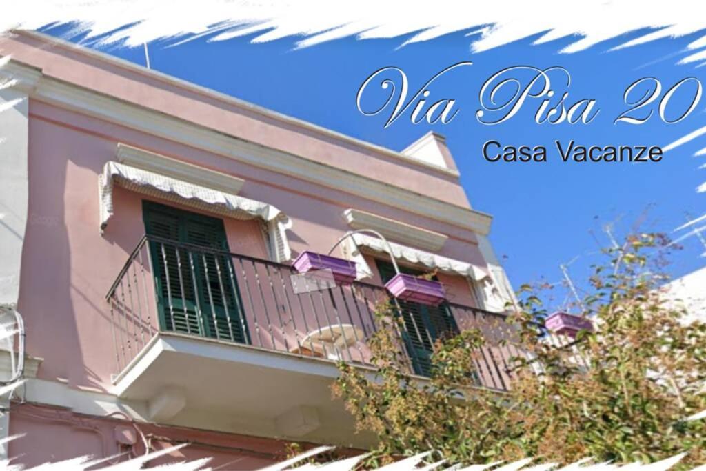 Via Pisa 20 Mansarda Apartment Bari Ngoại thất bức ảnh